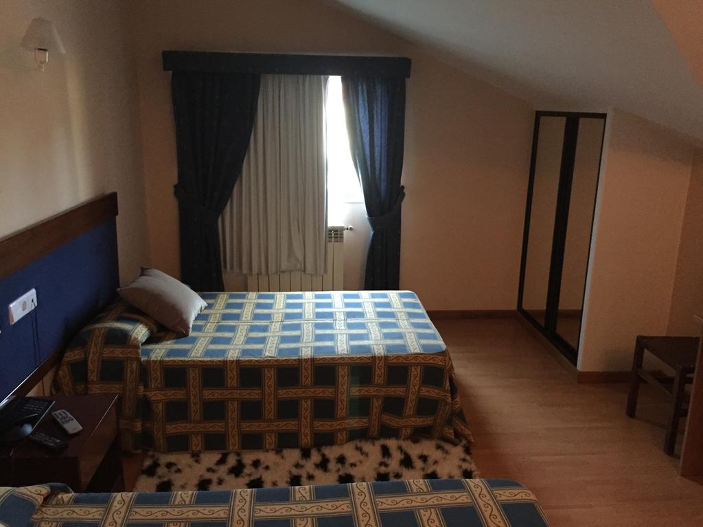 Hotel Santa Cruz Montaos Oda fotoğraf